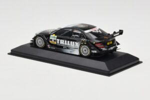 Mercedes C-Class W204 #4 Team AMG Mercedes R. Schumacher DTM 2009 Minichamps 1:43 400093904 Metalli — kuva 3 / 4