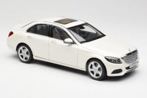 Mercedes C-Class W205 Diamond Valkoinen Metallic Norev 1:18 B66960256 Metalli — kuva 6 / 8