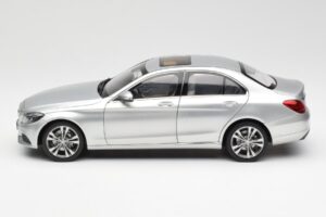 Mercedes C-Class W205 Iridium Hopea Metallic Norev 1:18 B66960253 Metalli — kuva 4 / 8