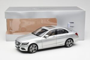 Mercedes C-Class W205 Iridium Hopea Metallic Norev 1:18 B66960253 Metalli — kuva 8 / 8