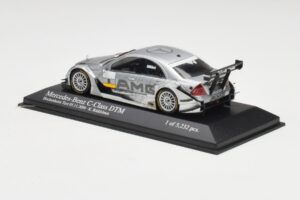Mercedes C-Class W203 #8 Team AMG DTM Test Car 2004 Minichamps 1:43 400043498 Metalli — kuva 3 / 4