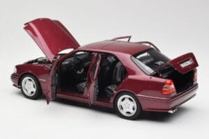 Mercedes AMG C36 W202 Almandine Punainen Norev 1:18 B66040706 Metalli — kuva 5 / 8