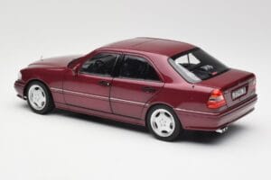 Mercedes AMG C36 W202 Almandine Punainen Norev 1:18 B66040706 Metalli — kuva 7 / 8