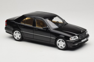 Mercedes C36 AMG W202 Obsidian Black Metallic Norev 1:18 183381 Metalli — kuva 6 / 8