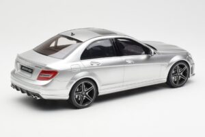 Mercedes C63 AMG W204 Hopea GT Spirit 1:18 GT462 Hartsi — kuva 2 / 6