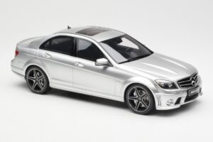Mercedes C63 AMG W204 Hopea GT Spirit 1:18 GT462 Hartsi — kuva 4 / 6