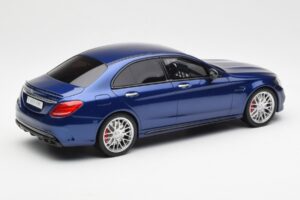 Mercedes AMG C63 S W205 Sininen GT Spirit 1:18 ZM044 Hartsi — kuva 2 / 6