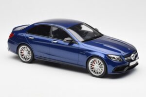 Mercedes AMG C63 S W205 Sininen GT Spirit 1:18 ZM044 Hartsi — kuva 4 / 6