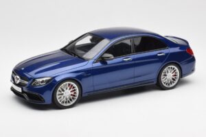 Mercedes AMG C63 S W205 Sininen GT Spirit 1:18 ZM044 Hartsi
