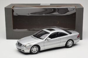 Mercedes CL 500 C215 Hopea AUTOart 1:18 B66962152 Metalli — kuva 8 / 8