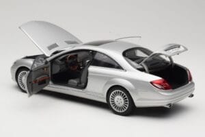 Mercedes CL-Class C216 Hopea AUTOart 1:18 76164 Metalli — kuva 5 / 8