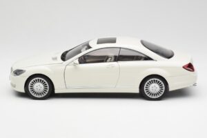 Mercedes CL500 C216 Calcit Valkoinen AUTOart 1:18 B66962341 Metalli — kuva 4 / 8