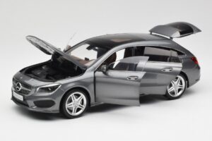 Mercedes CLA C117 Mountain Harmaa Norev 1:18 B66960351 Metalli — kuva 2 / 8