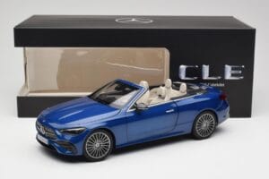 Mercedes CLE Avoauto A236 Sininen Norev 1:18 B66960653 Metalli — kuva 9 / 9