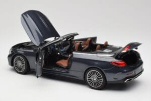 Mercedes CLE Avoauto A236 Tummanharmaa Norev 1:18 B66960654 Metalli — kuva 6 / 9