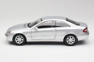 Mercedes CLK 500 C209 Hopea Kyosho 1:18 B66962144 Metalli — kuva 4 / 8