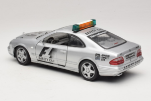 Mercedes AMG CLK 55 F1 Safety Car Maisto 1:18 B66005234 Metalli — kuva 5 / 6
