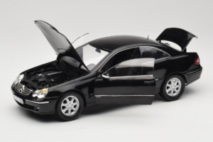 Mercedes CLK C209 Black Metallic Kyosho 1:18 B66962149 Metalli — kuva 2 / 8