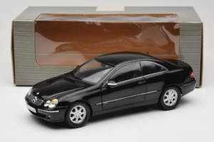 Mercedes CLK C209 Black Metallic Kyosho 1:18 B66962149 Metalli — kuva 8 / 8