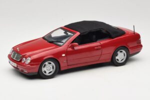 Mercedes CLK A208 Cabriolet Punainen Anson 1:18 30338 Metalli