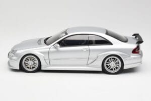 Mercedes AMG CLK DTM Hopea Kyosho 1:18 B66962271 Metalli — kuva 4 / 8