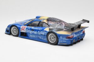 Mercedes CLK GTR #12 Original Teile FIA GT 1999 Maisto 1:18 56036 Metalli — kuva 6 / 7