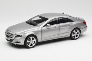 Mercedes CLS C218 Designo Alubeam Titanium Norev 1:18 B66961298 Metalli