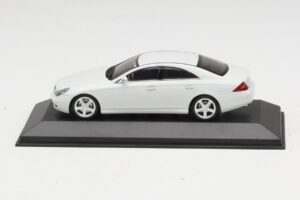 Mercedes CLS-Class C219 Linea Valkoinen Minichamps 1:43 436034300 Metalli