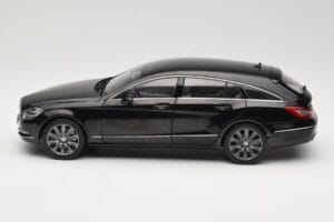 Mercedes CLS Shooting Brake X218 Obsidian Black Norev 1:18 B66960115 Metalli — kuva 4 / 8
