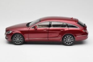 Mercedes CLS Shooting Brake X218 Thulite Punainen Norev 1:18 B66960116 Metalli — kuva 4 / 8