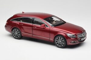 Mercedes CLS Shooting Brake X218 Thulite Punainen Norev 1:18 B66960116 Metalli — kuva 6 / 8