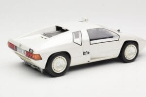 Mercedes CW311 White Metallic BoS Models 1:18 BOS198 Hartsi — kuva 2 / 6