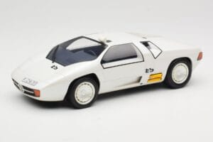 Mercedes CW311 White Metallic BoS Models 1:18 BOS198 Hartsi