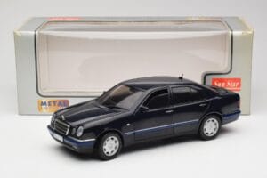 Mercedes E-Class W210 E320 Musta Sun Star 1:18 1151 Metalli — kuva 8 / 8