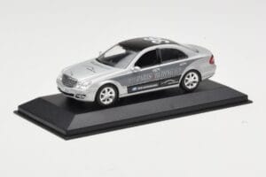 Mercedes E-Class W211 #36 Paris-Beijing 2006 Replacement Box Minichamps 1:43 B66962270-R Metalli — kuva 2 / 4