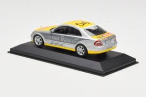 Mercedes E-Class W211 #4 Team ADAC Paris-Beijing 2006 Replacement Box Minichamps 1:43 B66962260-R Metalli — kuva 3 / 4