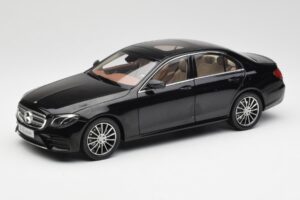 Mercedes E-Class W213 Obsidian Musta iScale 1:18 B66960380 Metalli