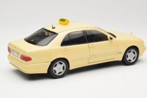 Mercedes E320 W210 Taxi Sun Star 1:18 1160 Metalli — kuva 3 / 8