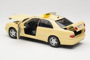 Mercedes E320 W210 Taxi Sun Star 1:18 1160 Metalli — kuva 5 / 8
