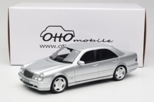 Mercedes E55 AMG W210 Brilliant Silver Otto 1:18 OT459 Hartsi — kuva 6 / 6