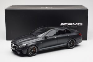 Mercedes AMG E63 S W213 Edition 1 Night Musta GT Spirit 1:18 B66963111 Hartsi — kuva 6 / 6