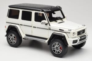 Mercedes G 63 AMG 4x4 Squared Polar White Almost Real 1:18 820203 Metalli — kuva 6 / 8