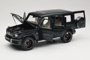 Mercedes G 63 AMG W463 Green Metallic Minichamps 1:18 110037066 Metalli — kuva 2 / 8