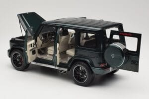 Mercedes G 63 AMG W463 Green Metallic Minichamps 1:18 110037066 Metalli — kuva 5 / 8