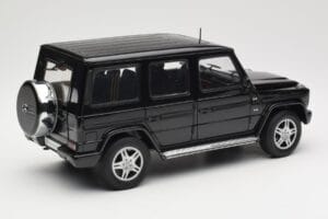 Mercedes G-Class G 500 W463 Smaragd Black Metallic AUTOart 1:18 76101 Metalli — kuva 3 / 8