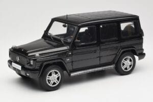 Mercedes G-Class G 500 W463 Smaragd Black Metallic AUTOart 1:18 76101 Metalli