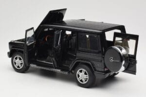 Mercedes G-Class G 500 W463 Smaragd Black Metallic AUTOart 1:18 76101 Metalli — kuva 5 / 8