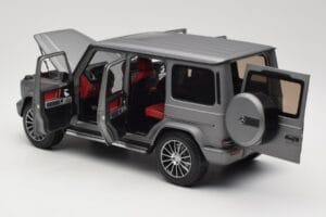 Mercedes G-Class G500 W463A Designo Platinum Magno Minichamps 1:18 B66960811 Metalli — kuva 5 / 8