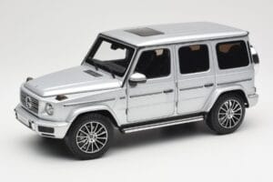 Mercedes G-Class G 500 W463A Iridium Silver Metallic Minichamps 1:18 113037112 Metalli