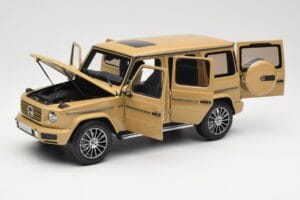 Mercedes G-Class G 500 W463A Solarbeam Yellow Metallic Minichamps 1:18 113037108 Metalli — kuva 2 / 8